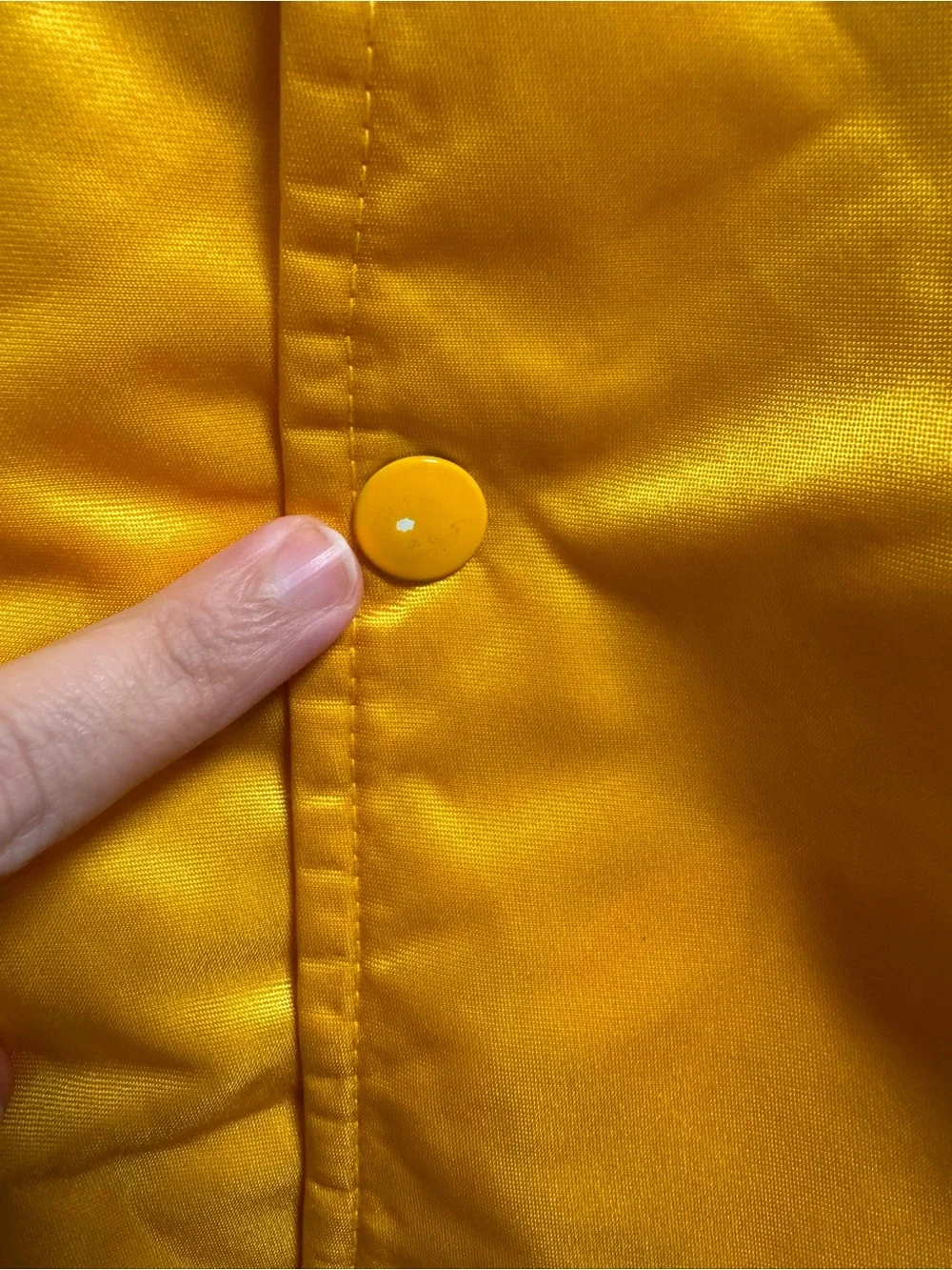 Vintage 80s/90s STARTER Yellow Los Angeles Lakers NBA Satin Patch Jacket Mens L
